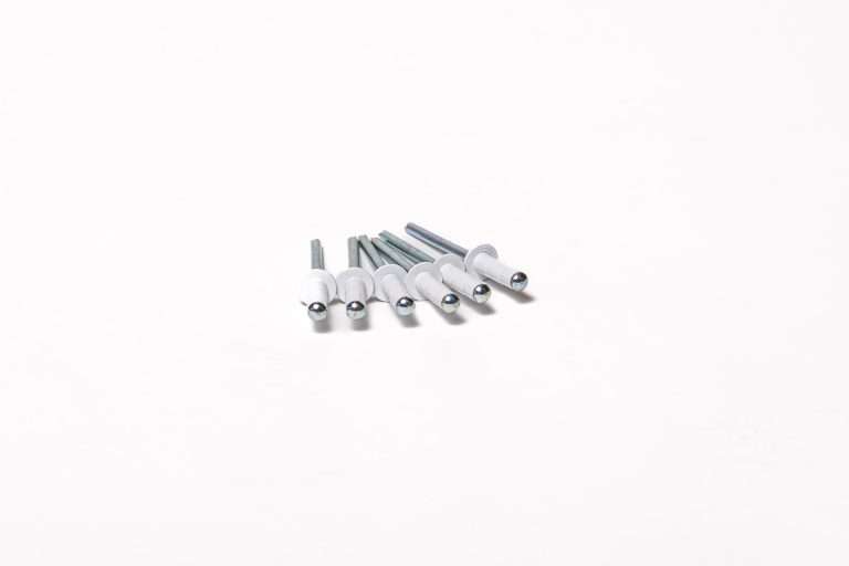 Rivets - 4.8mm x 15mm - Qty 100 - White